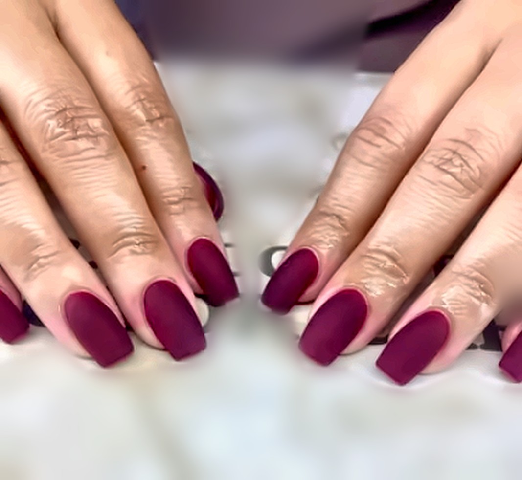 Matte burgundy nails